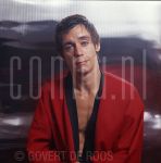 13-09-1977 Iggy Pop at studio in Amsterdam, The Netherlands.

[keywords]Posed, Eyecontact, Politician, Singer[/keywords]